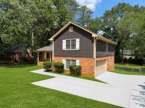 676 Killian Hill Rd SW, Lilburn, GA 30047