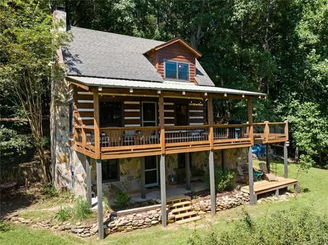 104 Blue Mountain Ln, Ellijay, GA 30536