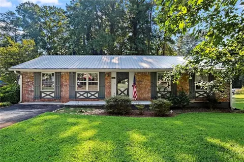 3361 Pawnee Trl SW, Marietta, GA 30060