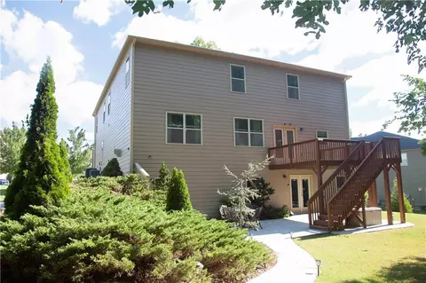 Exterior - 2410 Cain Cir, Dacula, GA 30019 photo 3 of 9