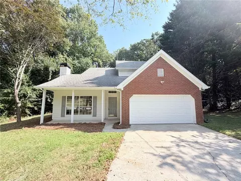 901 Lauren Kay Ct, Lawrenceville, GA 30046