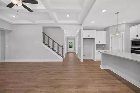 Entry Way - 4779 E Reed Rd, Gainesville, GA 30507 photo 2 of 4