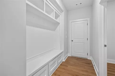 Entry Way - 4779 E Reed Rd, Gainesville, GA 30507 photo 4 of 4