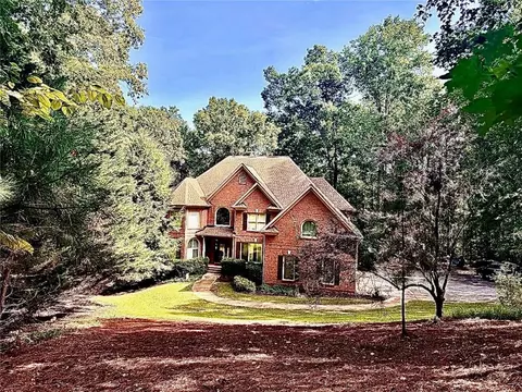 8350 Jacobs Ridge Ln, Cumming, GA 30028