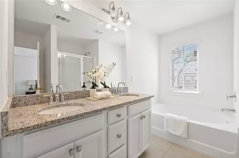 Bath - 2139 Arnage Dr, Lithonia, GA 30058 photo 2 of 3