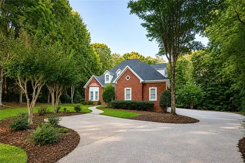 4310 Winslow Ct, Douglasville, GA 30135