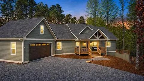 218 Oak Wood Ln, Ellijay, GA 30540