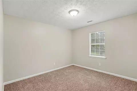Bedroom - 495 Robin Rd, Covington, GA 30016 photo 4 of 6
