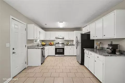 Kitchen - 495 Robin Rd, Covington, GA 30016 photo 1 of 1