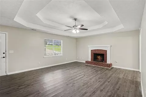 Living - 495 Robin Rd, Covington, GA 30016 photo 1 of 5