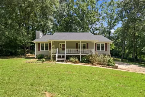 137 Village Ct, Woodstock, GA 30188