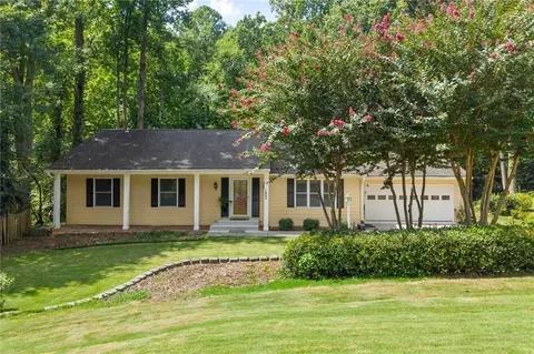 1857 Meadowood Dr, Marietta, GA 30062