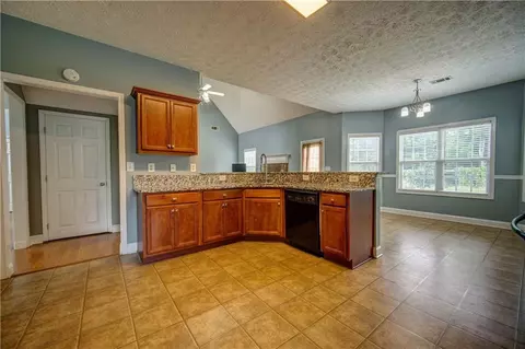 Kitchen - 249 Hedgewood Dr, Hampton, GA 30228 photo 3 of 7