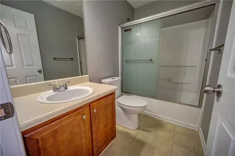 Bath - 249 Hedgewood Dr, Hampton, GA 30228 photo 4 of 6