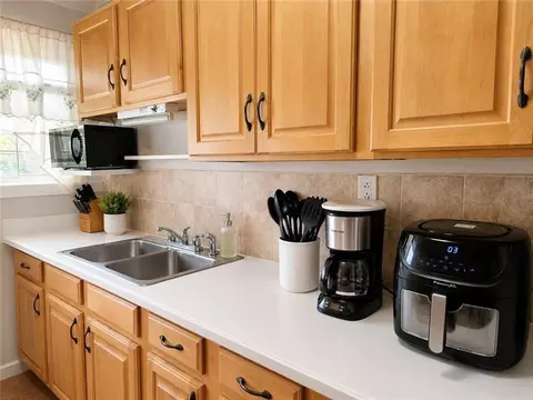 Kitchen - 202 S Sage St, Toccoa, GA 30577 photo 2 of 2