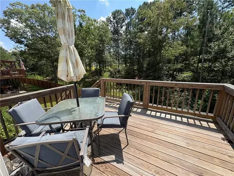 Exterior - 406 Sunset Dr, Statham, GA 30666 photo 3 of 7
