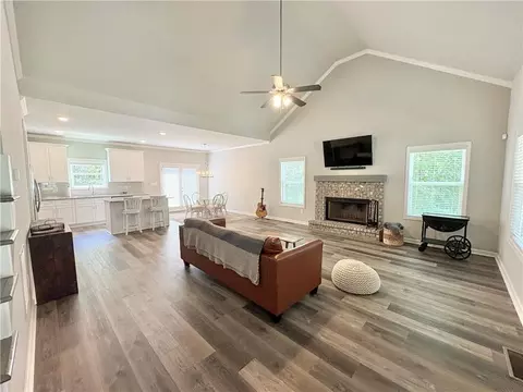 Living - 406 Sunset Dr, Statham, GA 30666 photo 1 of 2
