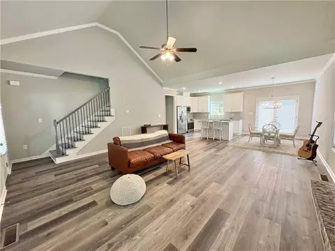 Living - 406 Sunset Dr, Statham, GA 30666 photo 2 of 2