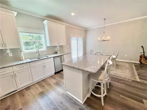 Kitchen - 406 Sunset Dr, Statham, GA 30666 photo 3 of 3