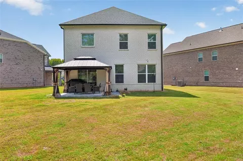 Exterior - 2021 Ecoland Dr, Grayson, GA 30017 photo 7 of 11