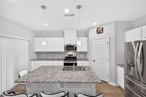 Kitchen - 2021 Ecoland Dr, Grayson, GA 30017 photo 5 of 5