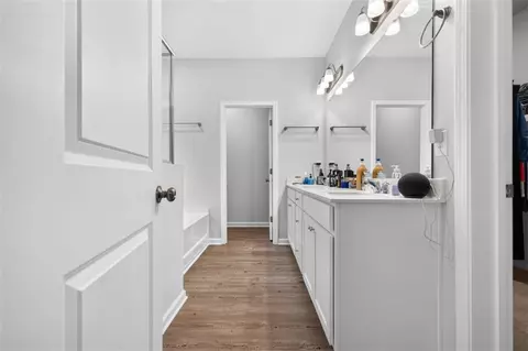 Entry Way - 2021 Ecoland Dr, Grayson, GA 30017 photo 7 of 9