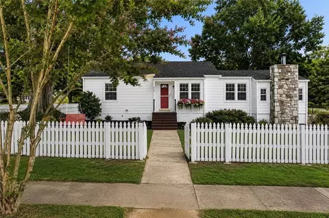 426 Freyer Dr NE, Marietta, GA 30060
