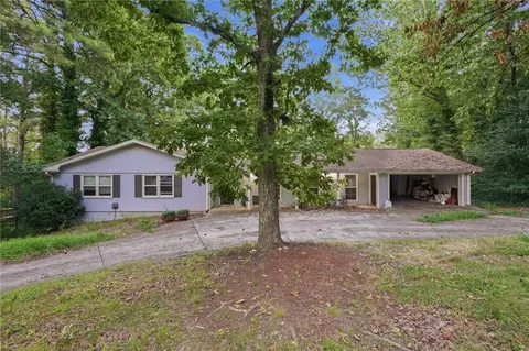 2324 Sussex Ct, Snellville, GA 30078