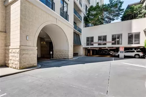 3040 Peachtree Rd NW #1602, Atlanta, GA 30305