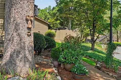 Exterior - 4173 Dyouville Trce, Chamblee, GA 30341 photo 4 of 20