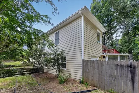 Exterior - 2128 Cluster Ln, Grayson, GA 30017 photo 4 of 4
