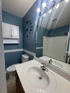 Bath - 92 Abbey Rd, Ringgold, GA 30736 photo 1 of 1