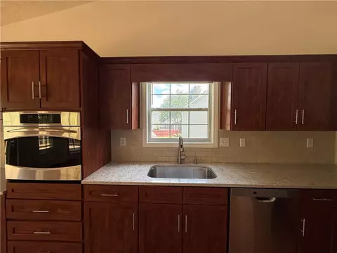 Kitchen - 1747 Forest Chase Ln, Duluth, GA 30097 photo 5 of 8
