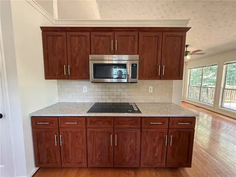 Kitchen - 1747 Forest Chase Ln, Duluth, GA 30097 photo 6 of 8