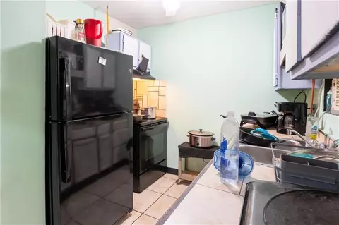 Kitchen - 1040 Laboon Rd, Monroe, GA 30655 photo 2 of 2