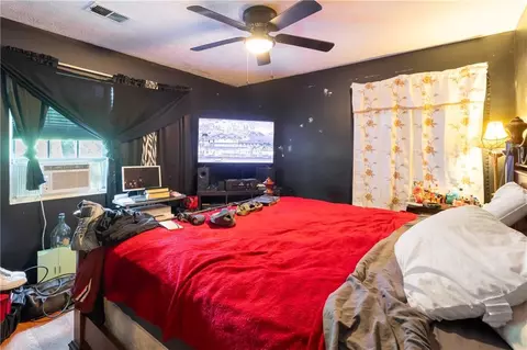 Bedroom - 1040 Laboon Rd, Monroe, GA 30655 photo 1 of 3