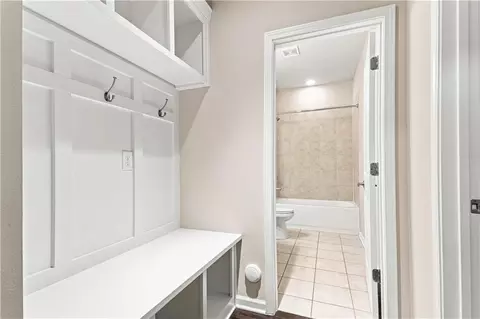 Entry Way - 4160 Butler Dr, Chamblee, GA 30341 photo 4 of 4