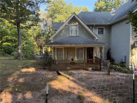 117 Cool Springs Ln, Dahlonega, GA 30533