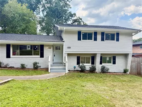 Exterior - 2241 Colleen Ct, Decatur, GA 30032 photo 9 of 13