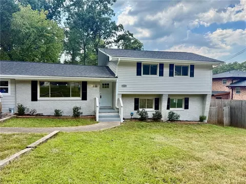 Exterior - 2241 Colleen Ct, Decatur, GA 30032 photo 10 of 13