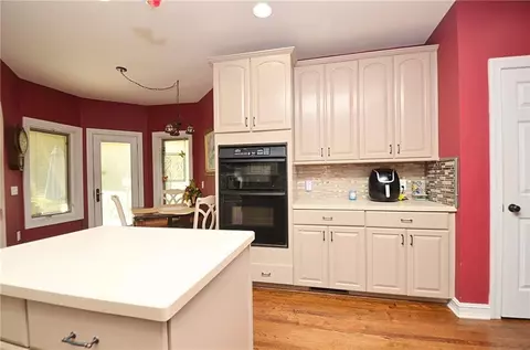 Kitchen - 1330 Monroe Dr, Monroe, GA 30655 photo 3 of 4