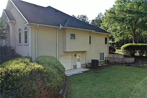Exterior - 1330 Monroe Dr, Monroe, GA 30655 photo 3 of 8