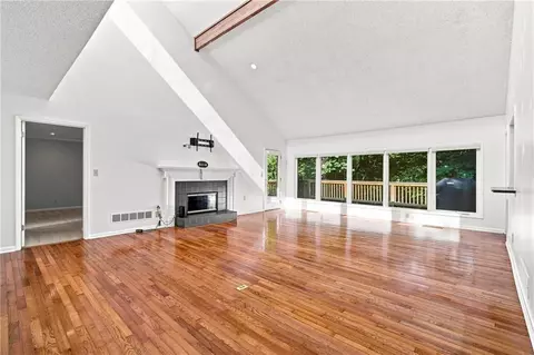 715 Lake Top Way, Roswell, GA 30076
