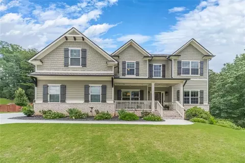 1448 Henderson Ridge Ln, Loganville, GA 30052