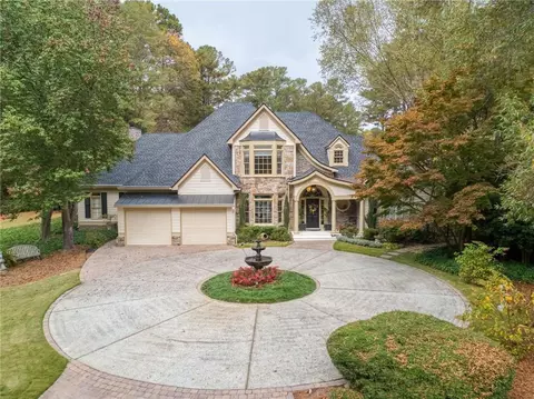 125 Claridge Dr, Atlanta, GA 30342
