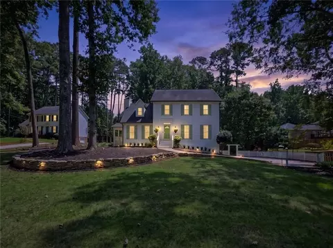 5866 Match Pt, Peachtree Corners, GA 30092