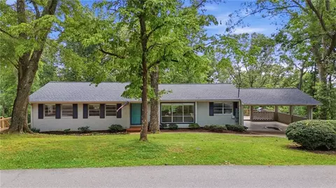 2251 Skyline Dr, Gainesville, GA 30501
