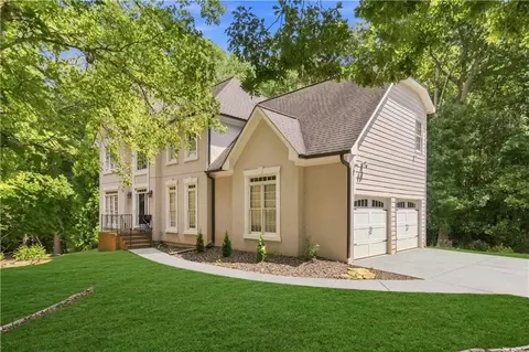 3302 Connemara Trce, Lawrenceville, GA 30044