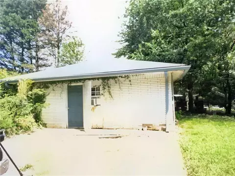 4955 Campbellton Rd SW, Atlanta, GA 30331