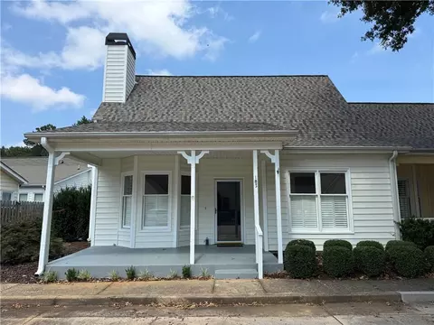 183 Victoria Way, Roswell, GA 30075